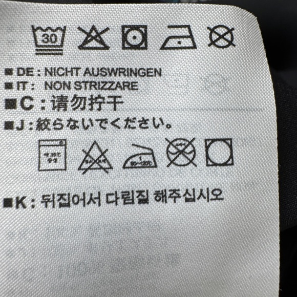 Arc'teryx Contenta Shift Dress in Black Pockets Packable Gorpcore Outdoor Sz L - Picture 11 of 12